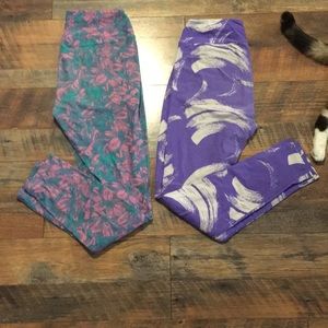 2 pairs of Lularoe leggings